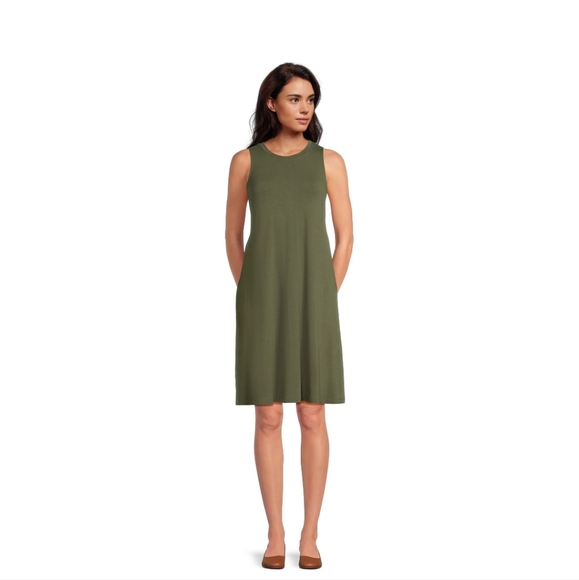 Time and Tru sleeveless loose fit dress with pockets - Picture 11 of 12